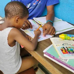 garde enfant avec de l'aide domicile devoirs par Occit'aide, dans tout le département du Gard